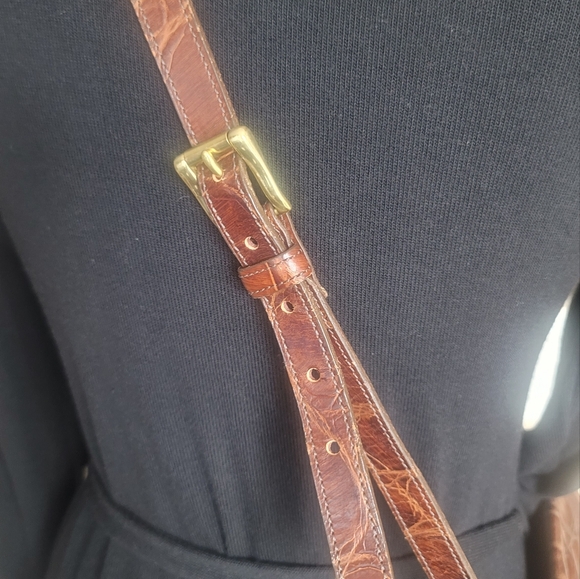 Vintage Dooney & Bourke - classic! - Picture 8 of 11